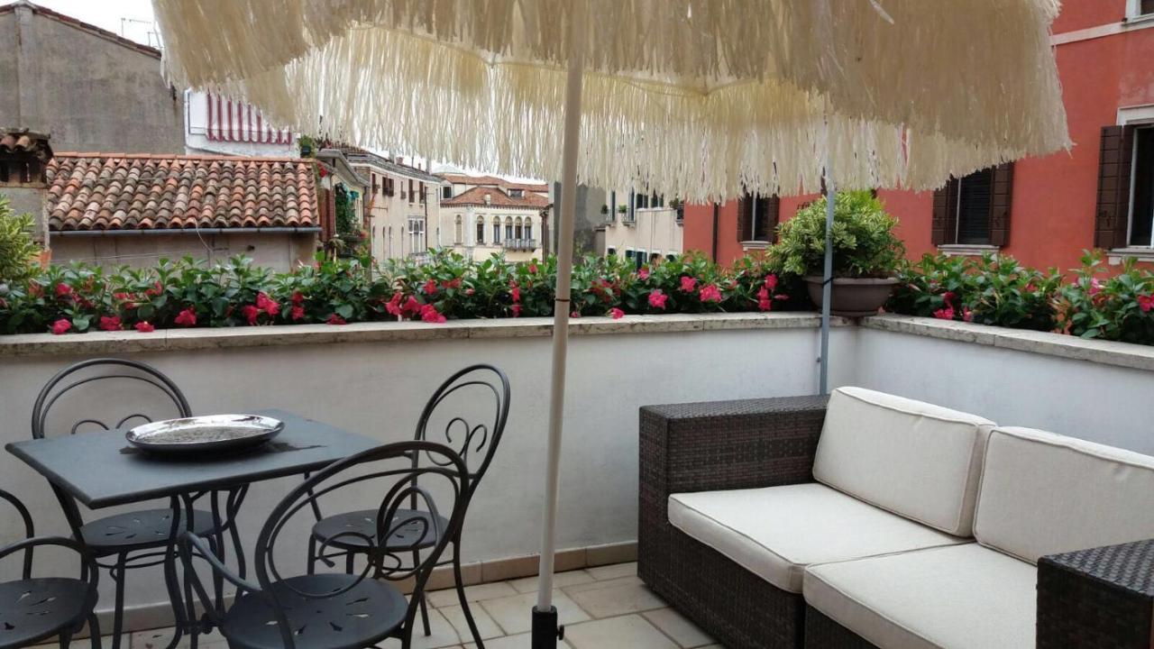 Savoia E Jolanda Apartments Venecia Exterior foto
