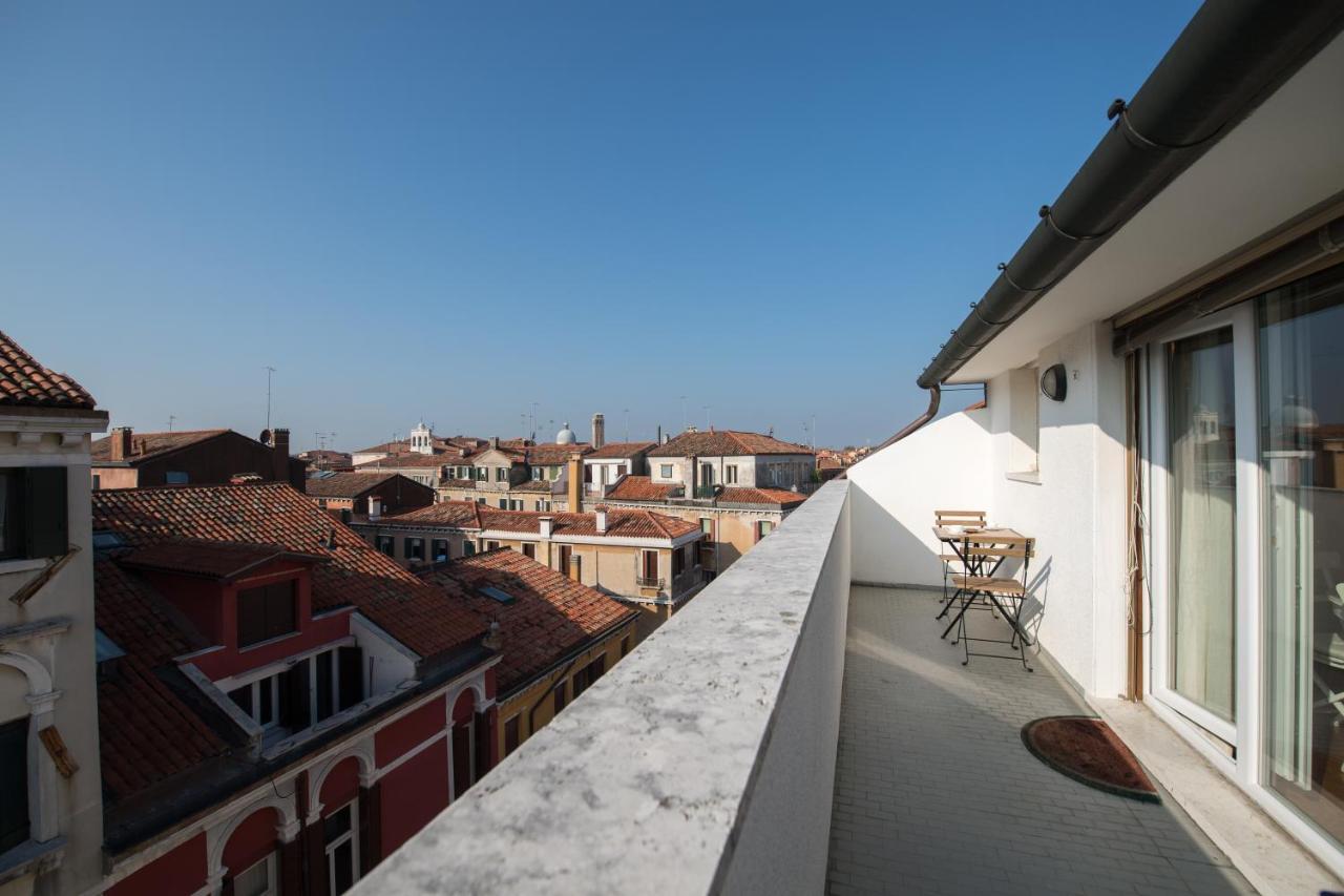 Savoia E Jolanda Apartments Venecia Exterior foto
