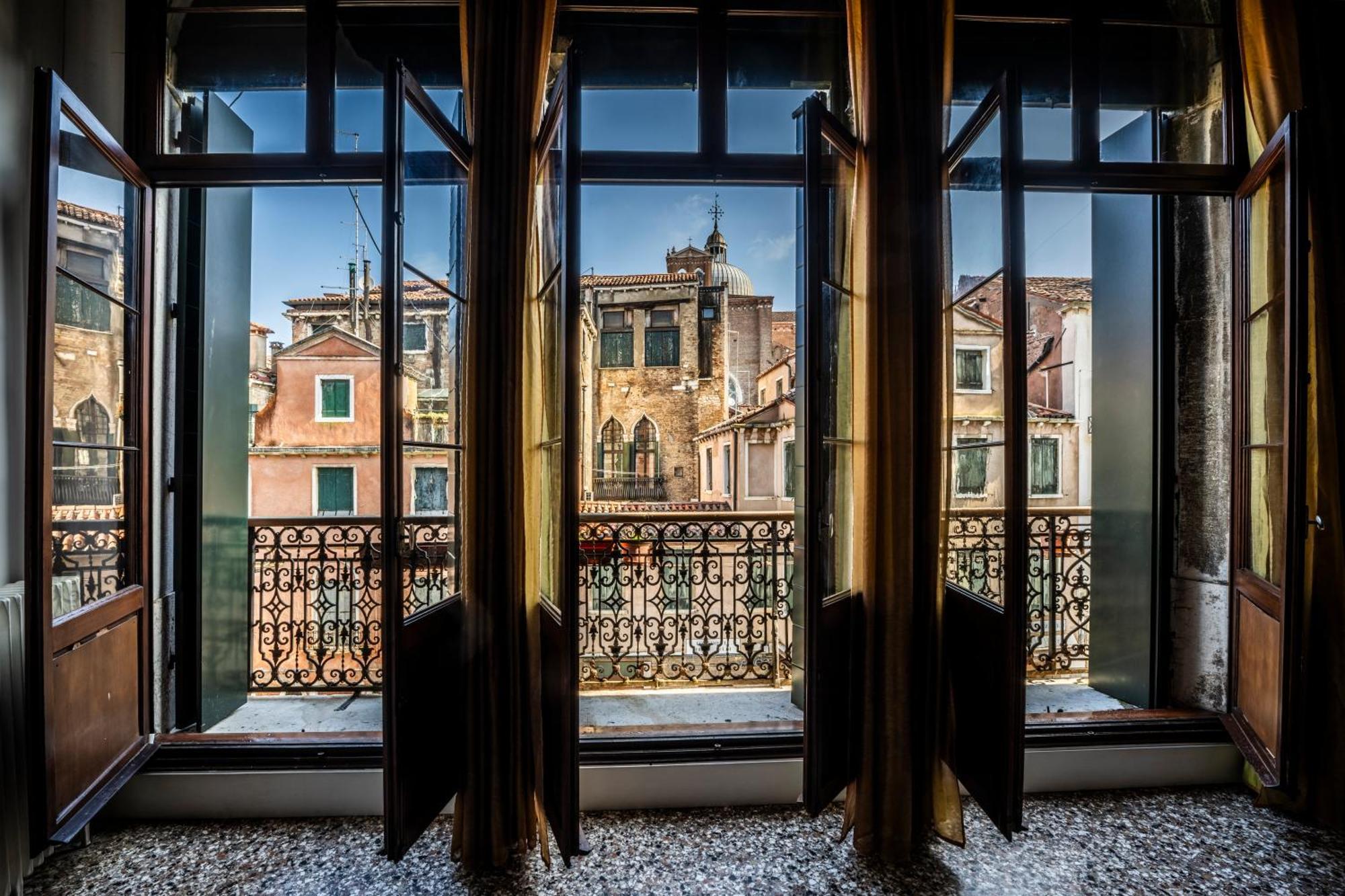 Savoia E Jolanda Apartments Venecia Exterior foto