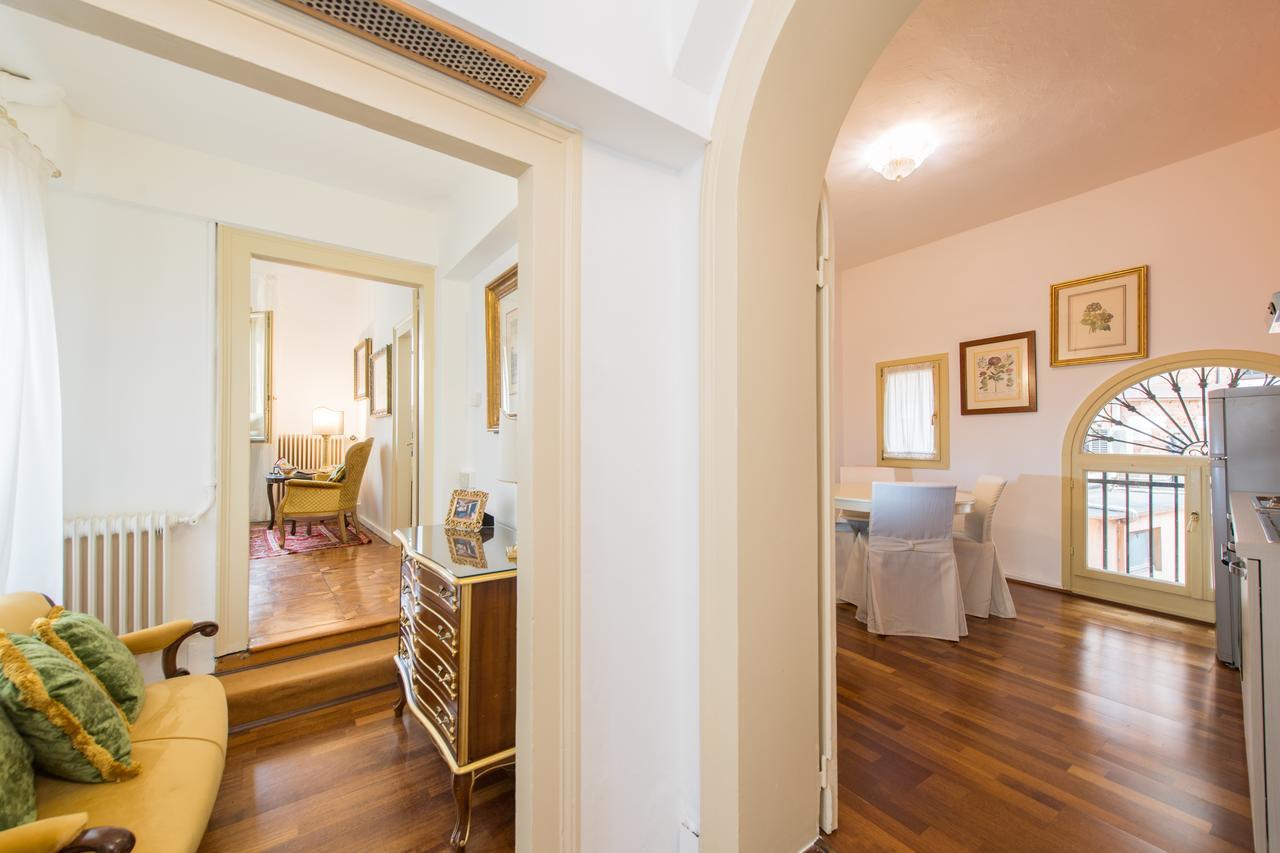 Savoia E Jolanda Apartments Venecia Exterior foto